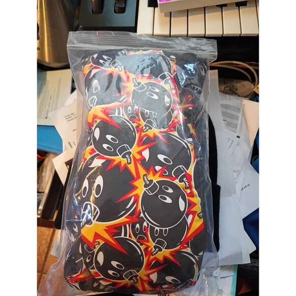 The Hundreds Other - The Hundreds Adam Bomb Gloves Mitts Size L/XL New